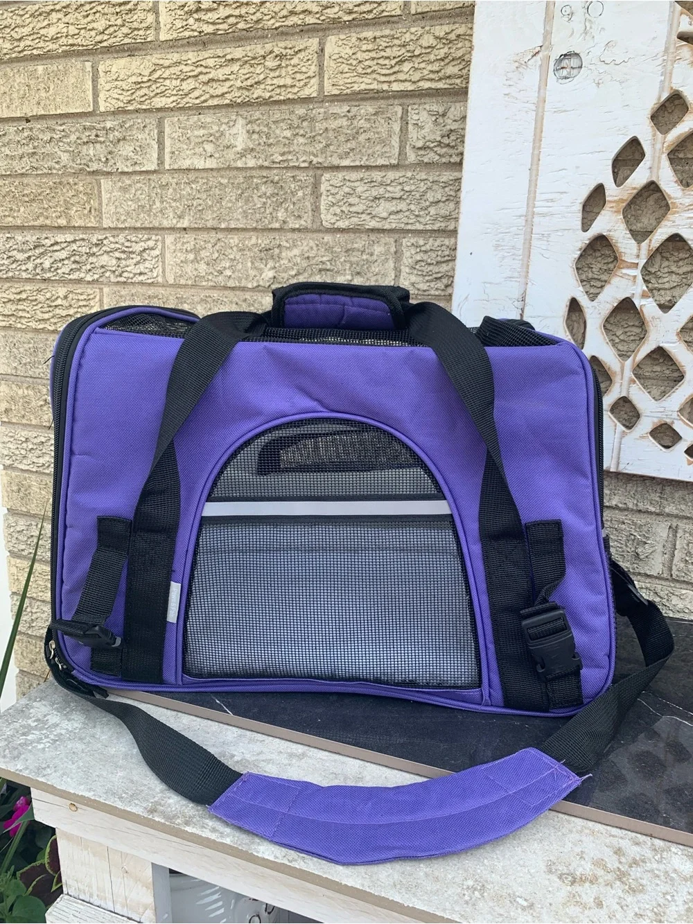 Paws & Pals soft-sided pet carrier purple, 17x8x11 inches.